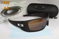 new style lunettes de soleil oakley femmes hommes 2013 oakley aa-6892